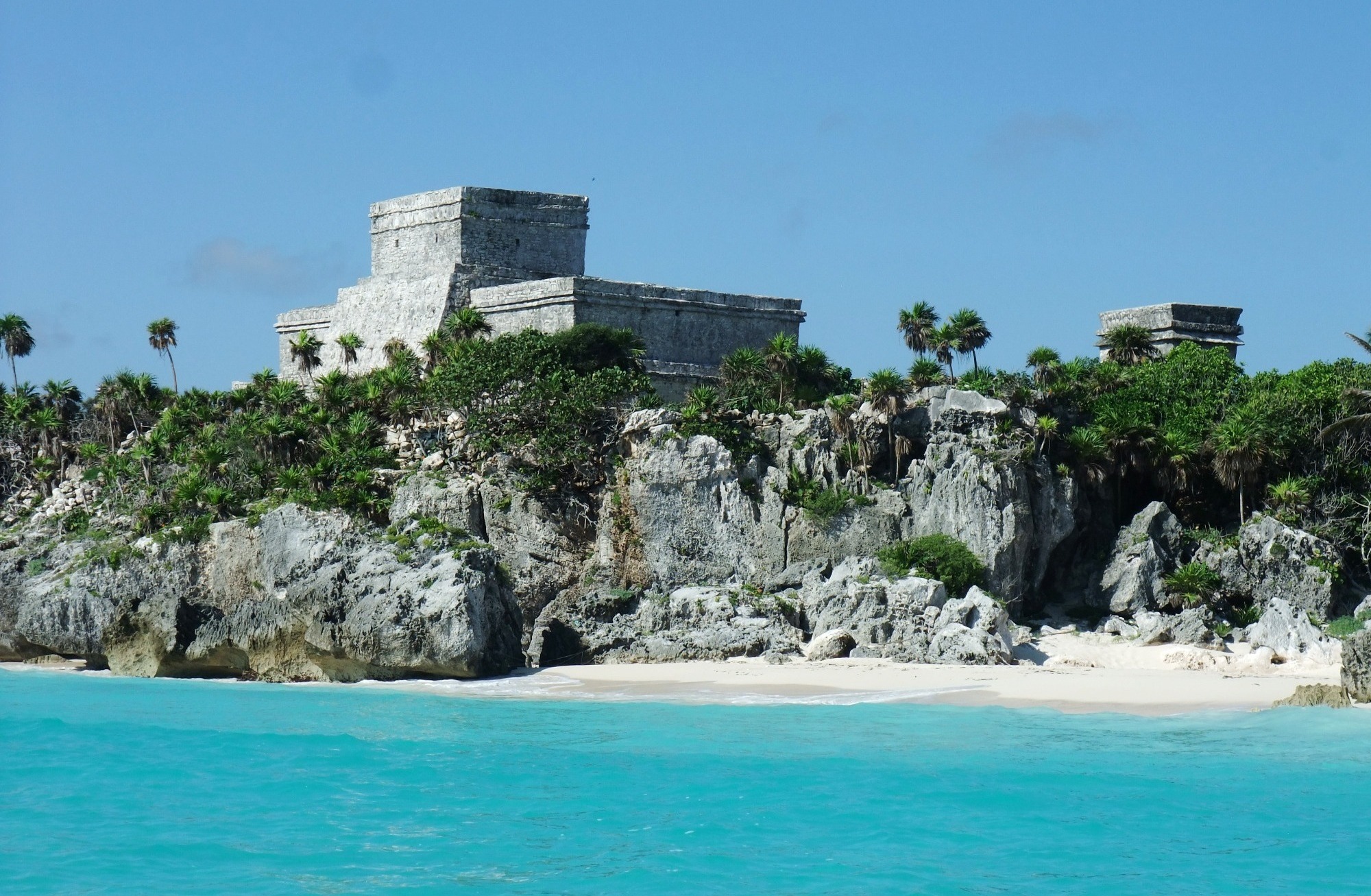 Ancient ruins of Tulum that you can explore near the Riviera Maya