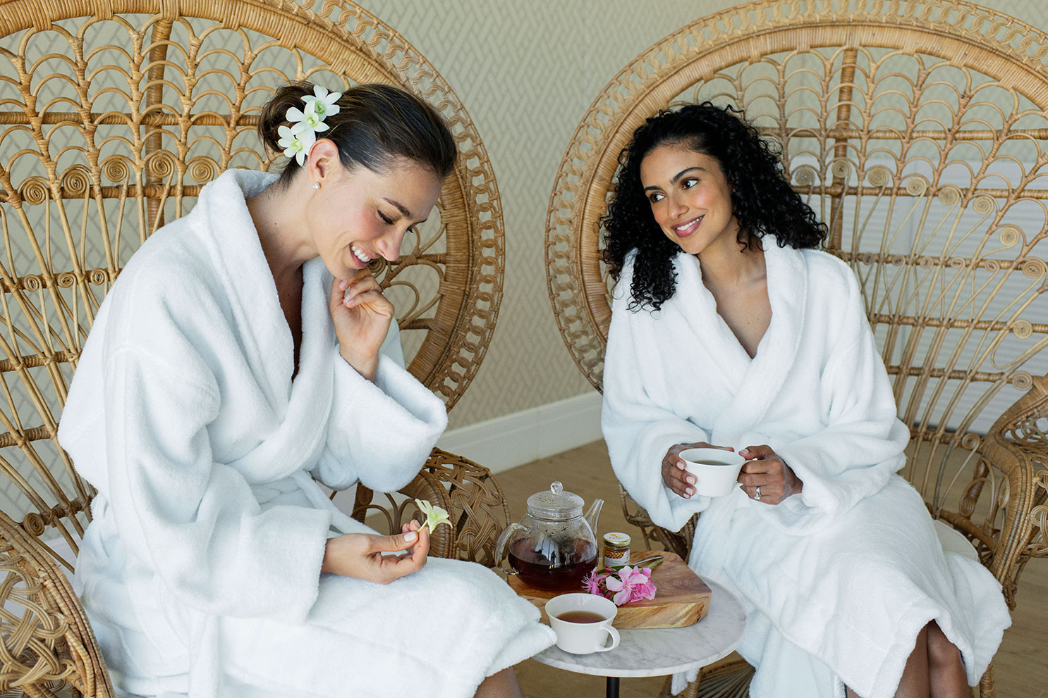 Bond with your bridesmaids in a spa session