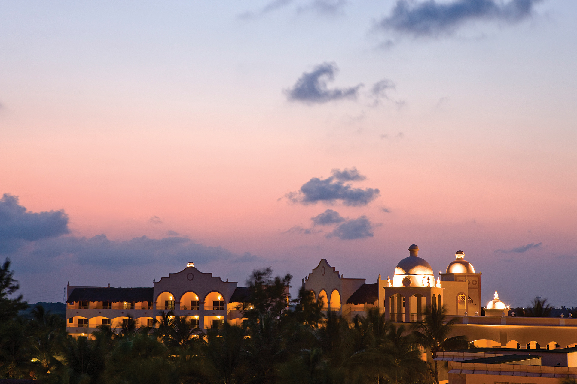 Using green energy in Mexico for hotels and resorts
