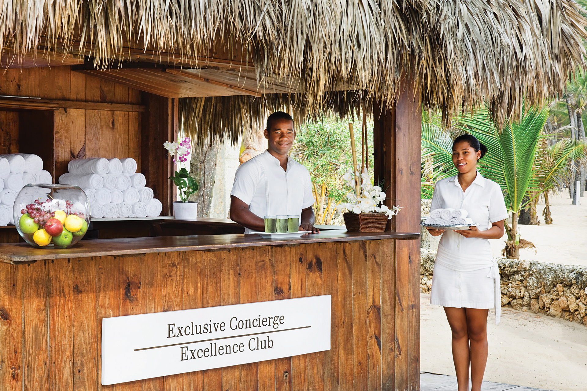 Exclusive beach concierge of Excellence Club