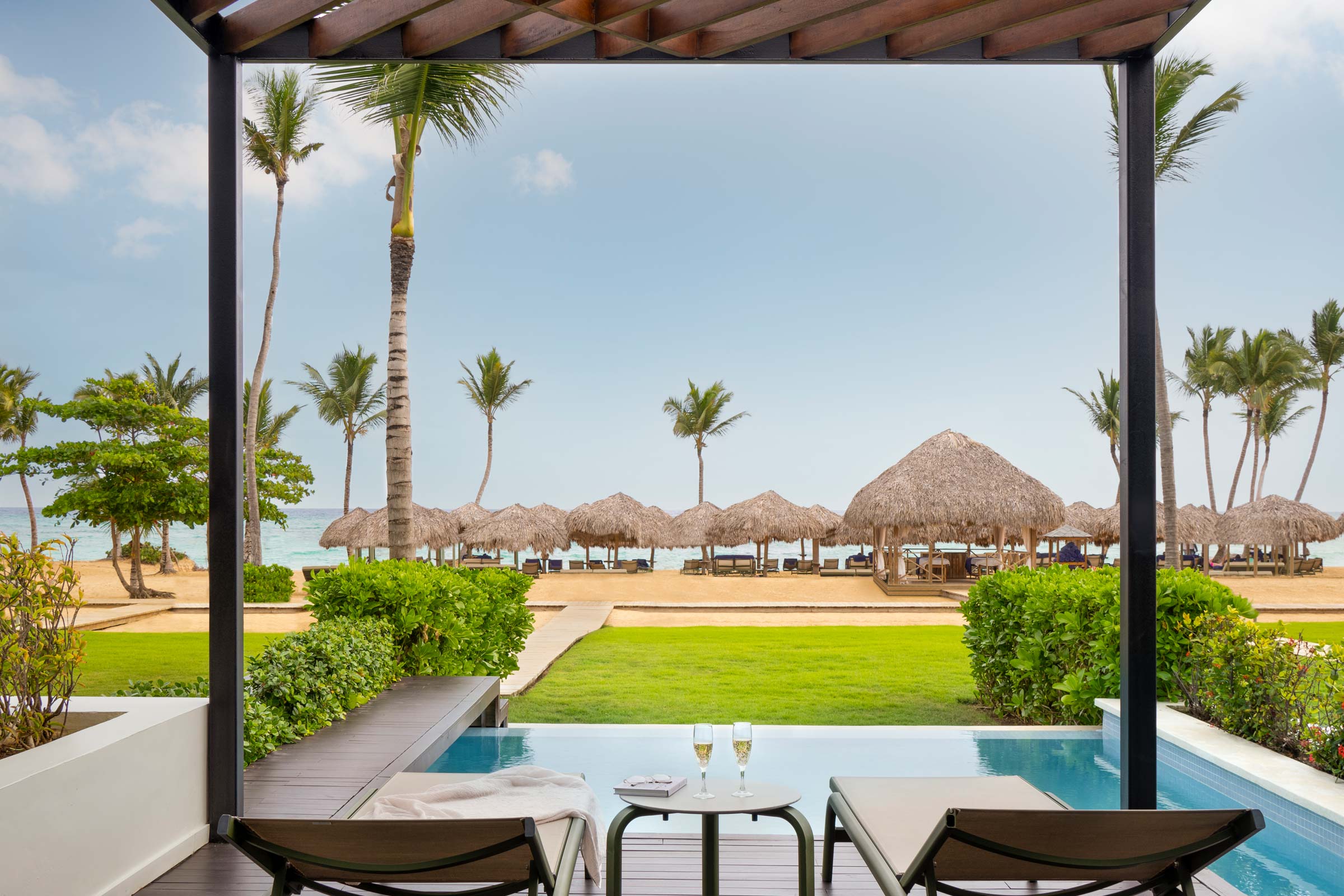 Romantic beachfront suites in Punta Cana