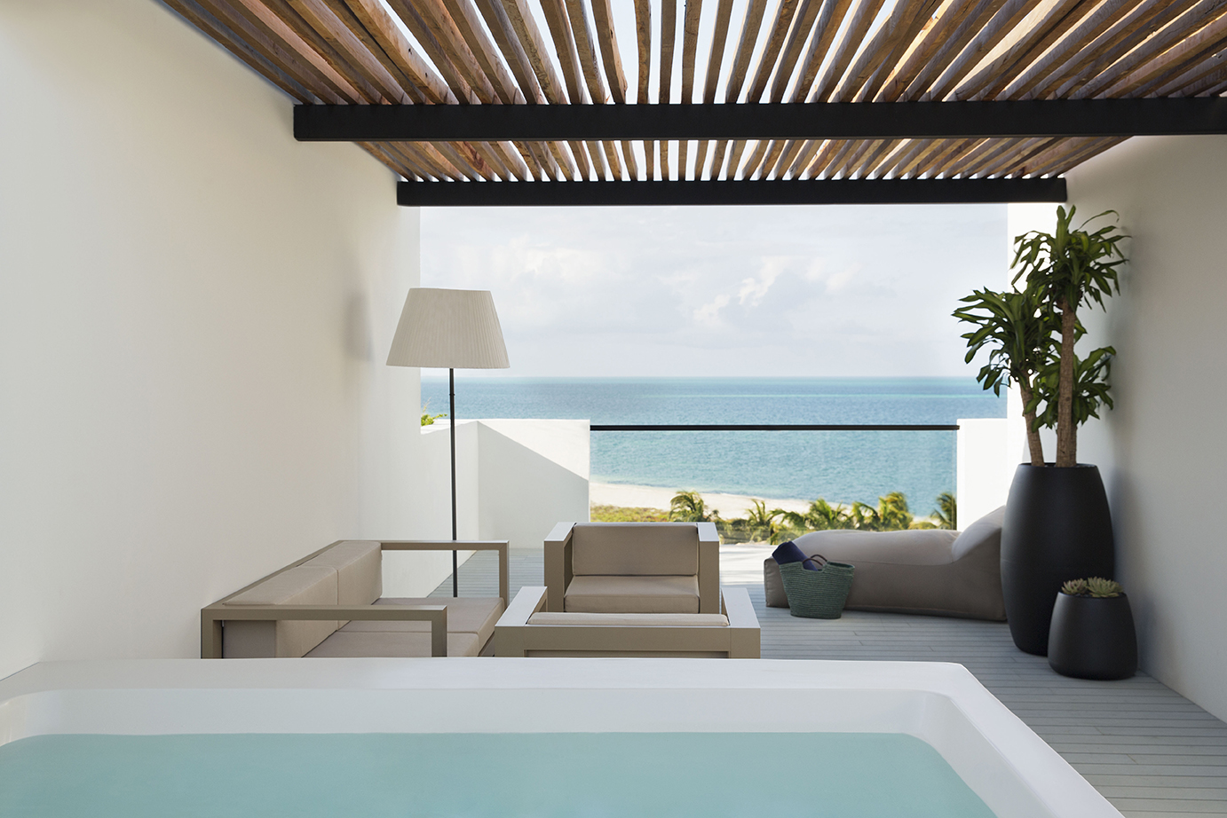 Playa Mujeres roofrop terrace suites