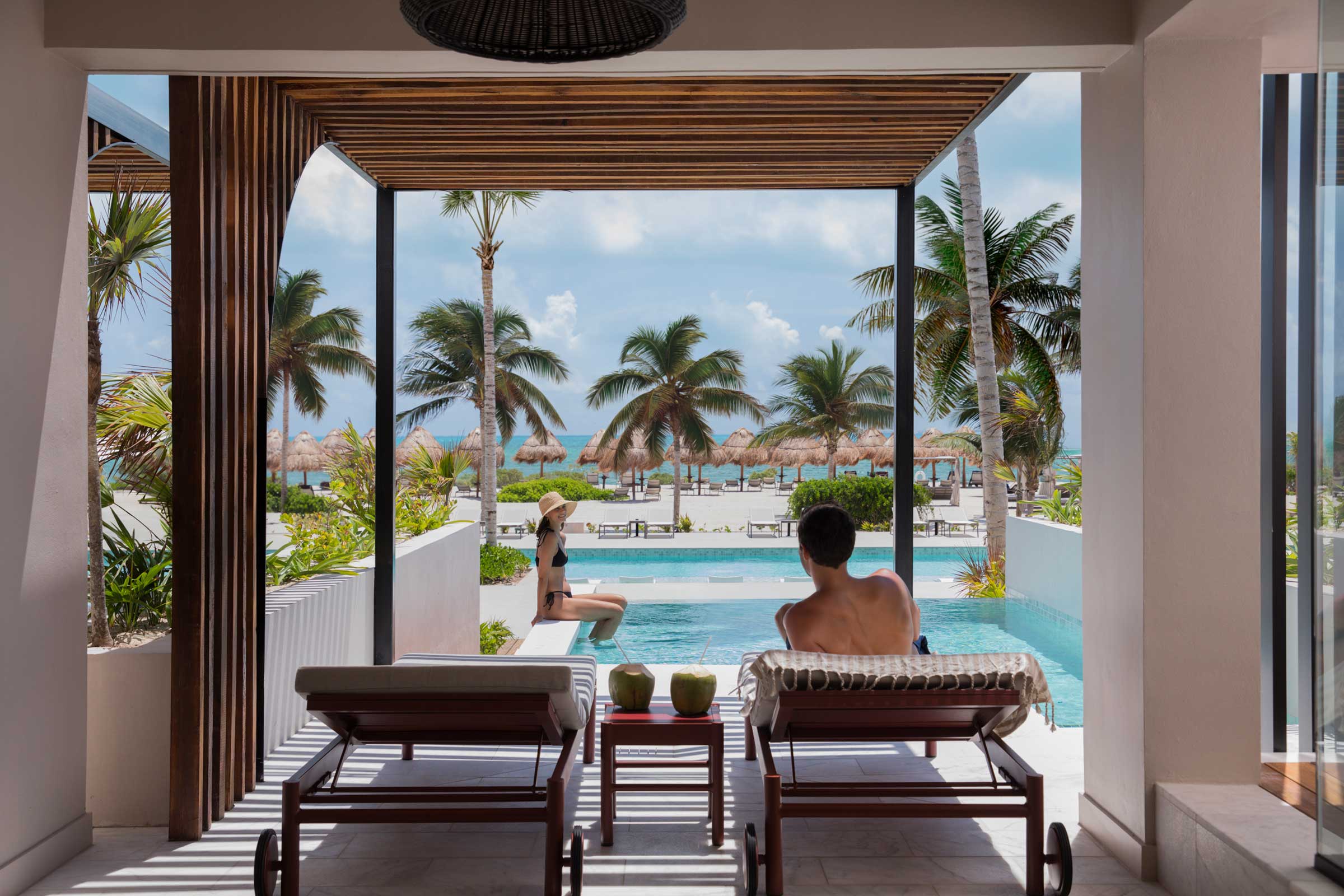 Everything Couples Need to Know About Cancun Weather in December