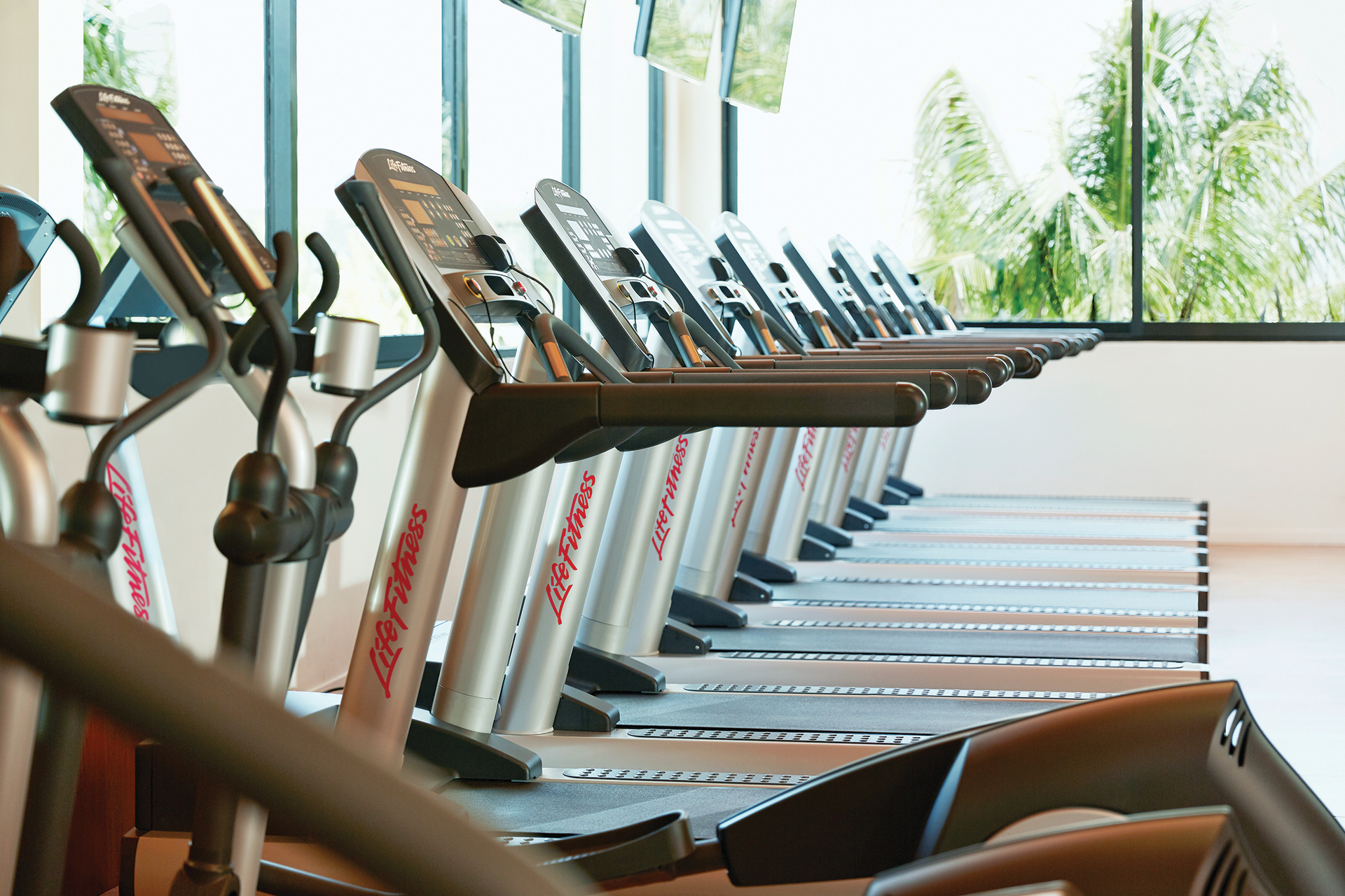 Using gym equipment in Excellence Resorts with green energy