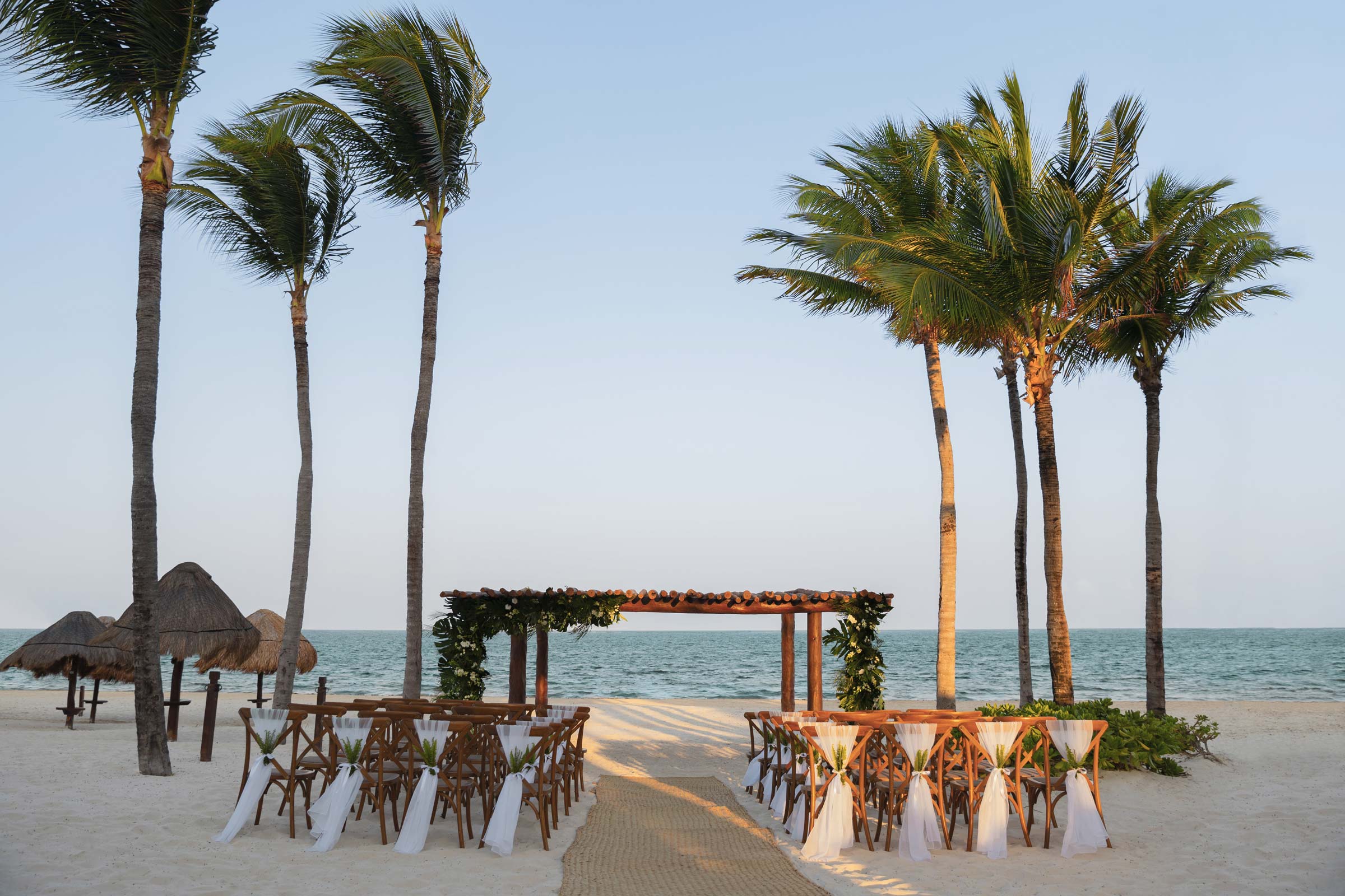 Beach wedding arrangements in Excellence Riviera Cancun