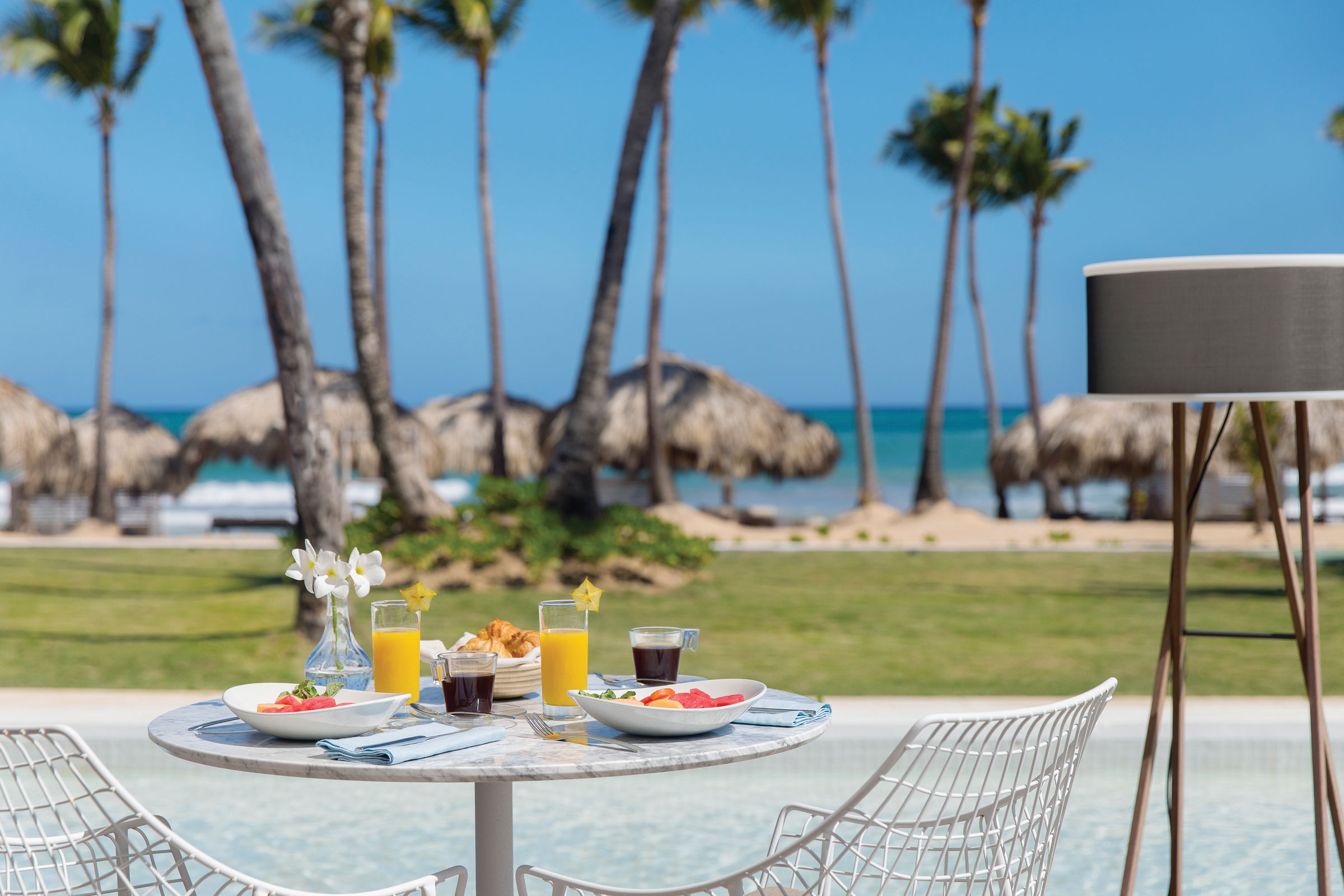 Magna Restaurant at Excellence Punta Cana offers you international cuisine in an oceanfront setting